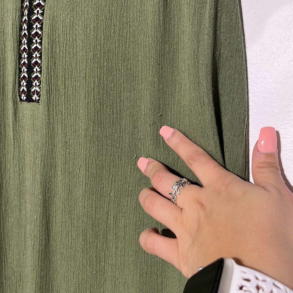 Pleione Green Embroidered V-neck Sleeveless Tank Top Size Large - Picture 6 of 7